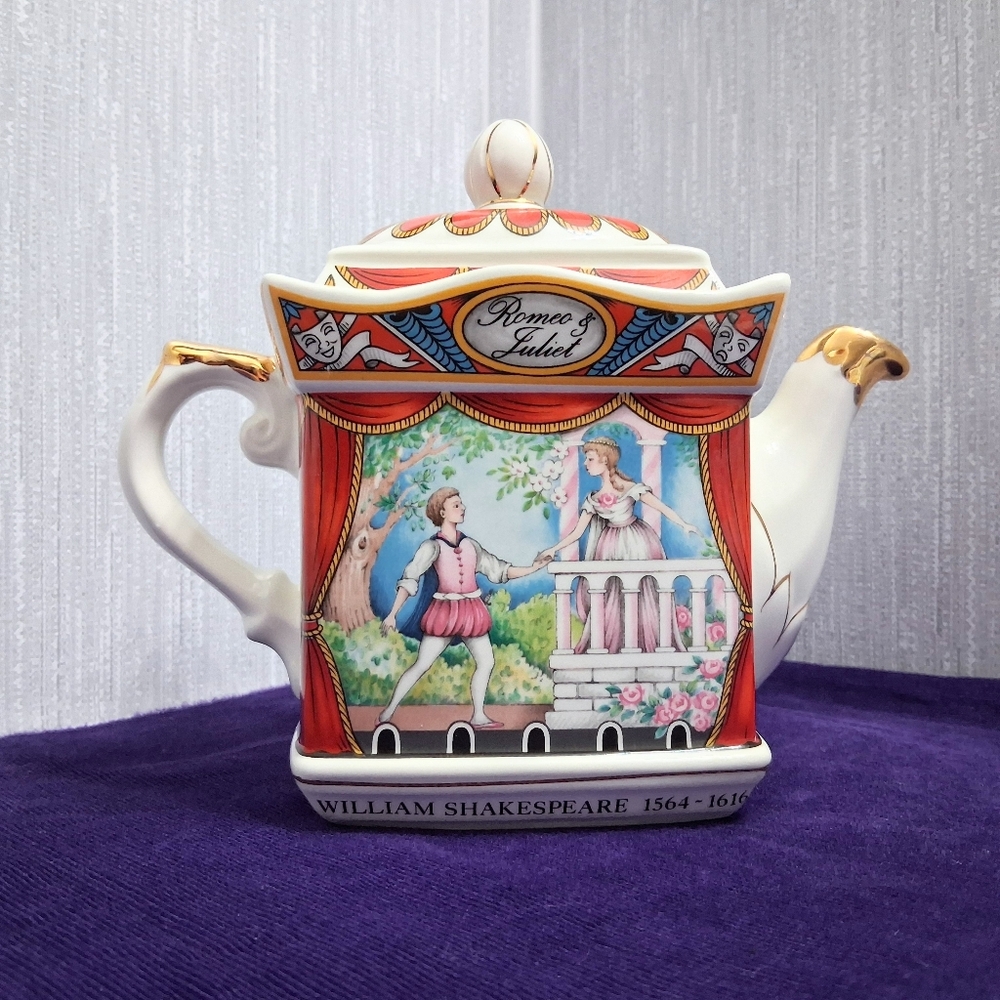 Sadler England Romeo And Juliet Porcelain Tea Pot